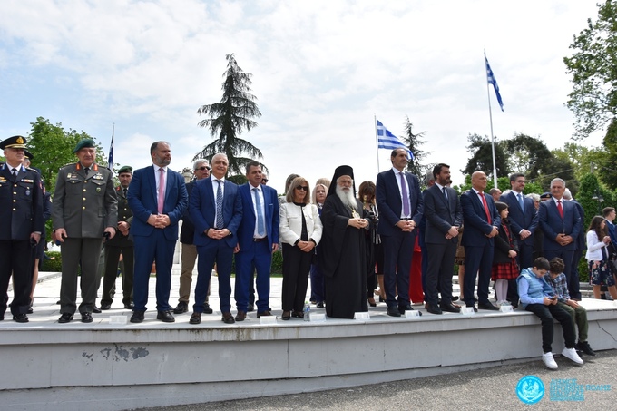 Με λαμπρότητα κορυφώθηκαν οι εκδηλώσεις για την 203η Επέτειο του Ολοκαυτώματος της Νάουσας